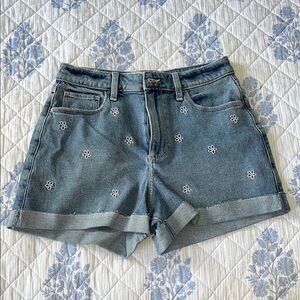 Hollister Curvy Mom Shorts